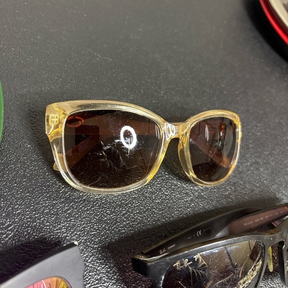 Bundle Sunglasses Collection Oscar de la Renta Vera Wang Ray Ban Diff Etc *ISSUE main image 8